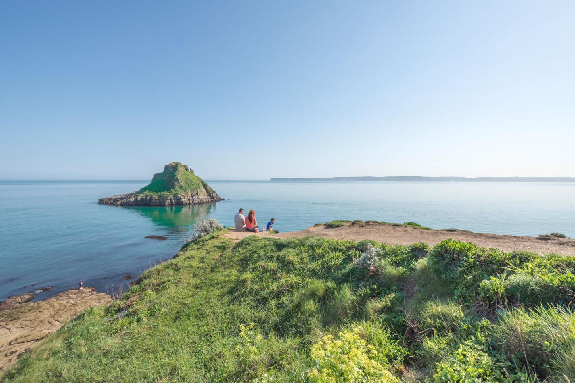 Bolton Plaice Villa Brixham Bagian luar foto